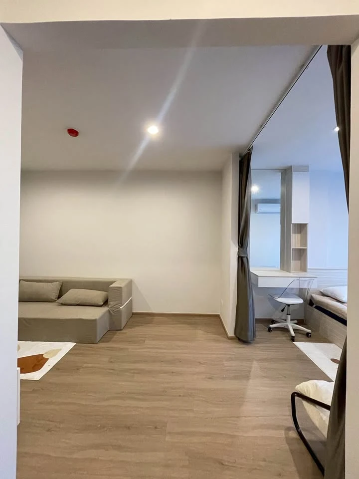 Condo for rent HI Rise Ratchayothin Station, nice room, great price, I tell you you must not miss it.
