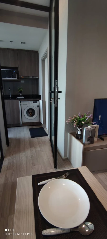 Condo for rent at Ideo Mobi Sukhumvit East Point, a nice room, fully furnished, ready to move in.