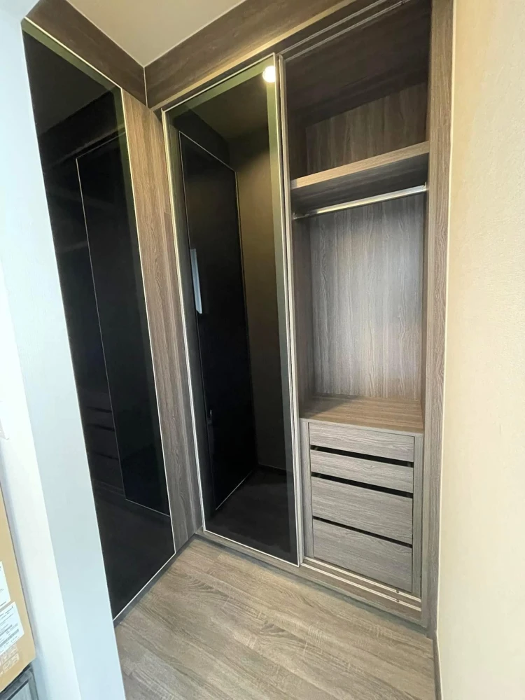 Condo for rent, Ideo mobi Rangnam, nice decorated room Complete facilities, good price, hurry to move and book now.