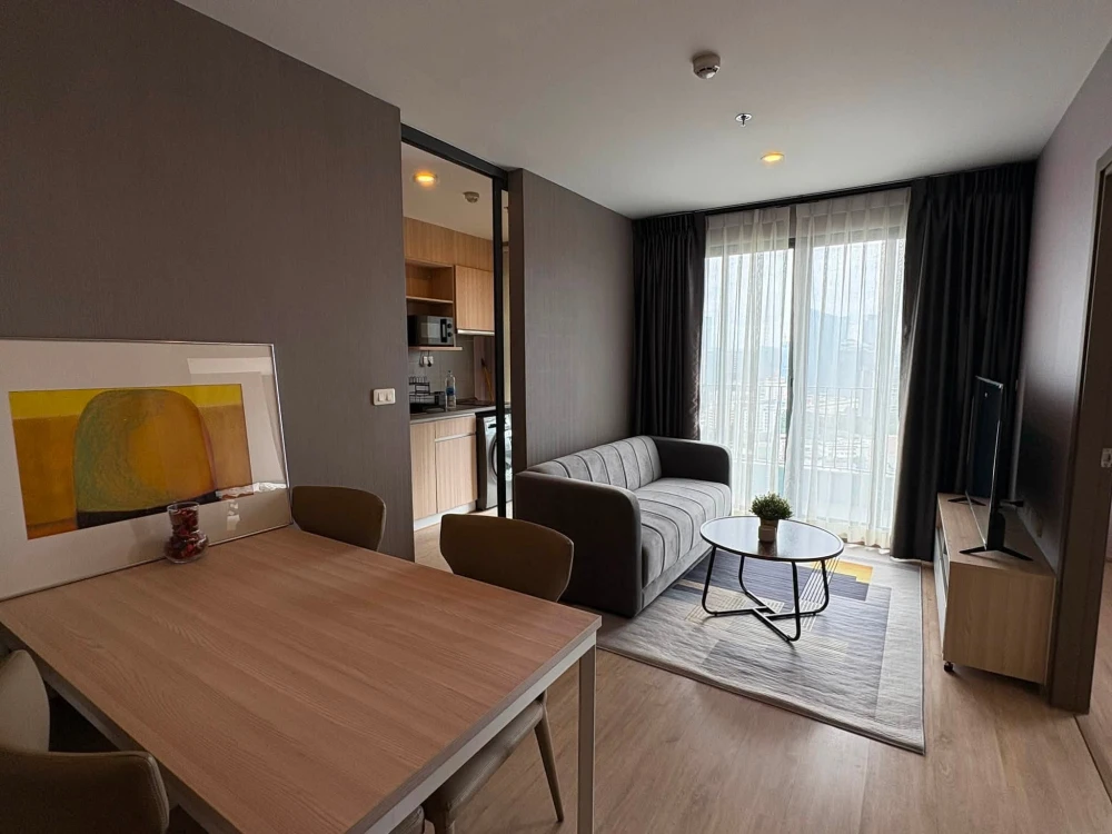 Condo for rent at IDEO O2. Spacious and comfortable unit with efficient use of space. Fully furnished with appliances. Don't miss out!