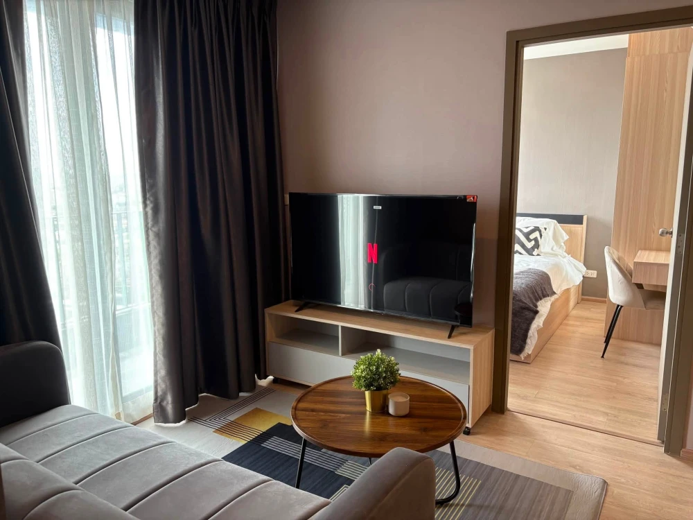 Condo for rent at IDEO O2. Spacious and comfortable unit with efficient use of space. Fully furnished with appliances. Don't miss out!