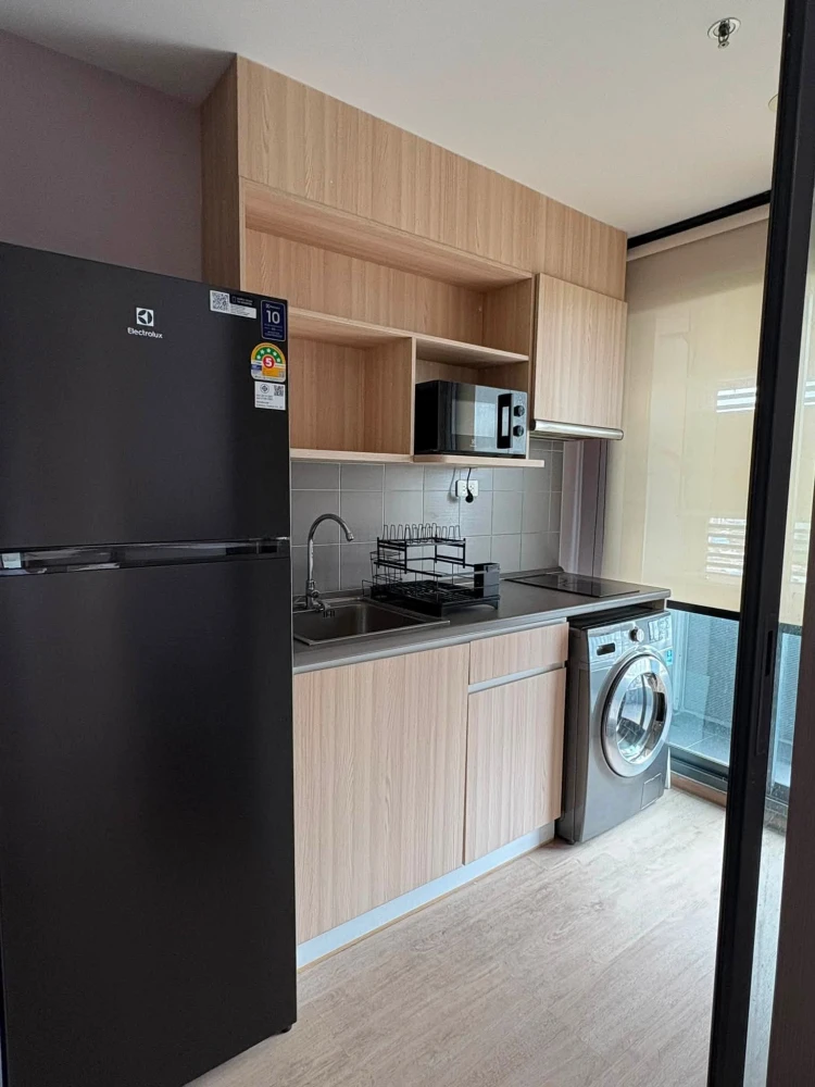 Condo for rent at IDEO O2. Spacious and comfortable unit with efficient use of space. Fully furnished with appliances. Don't miss out!
