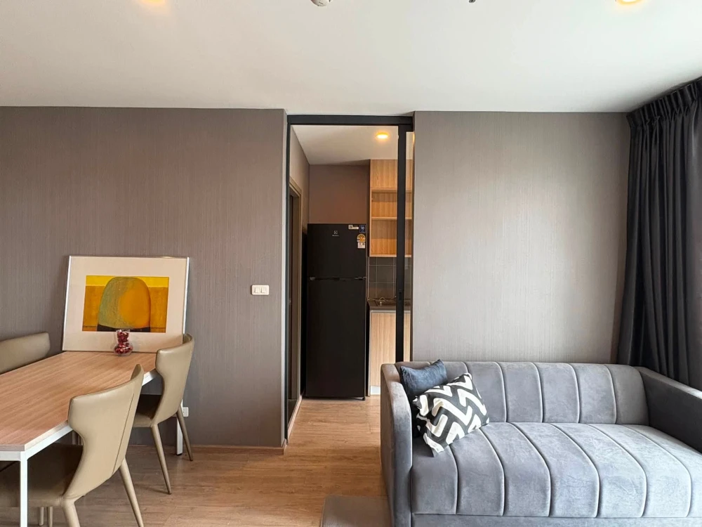 Condo for rent at IDEO O2. Spacious and comfortable unit with efficient use of space. Fully furnished with appliances. Don't miss out!