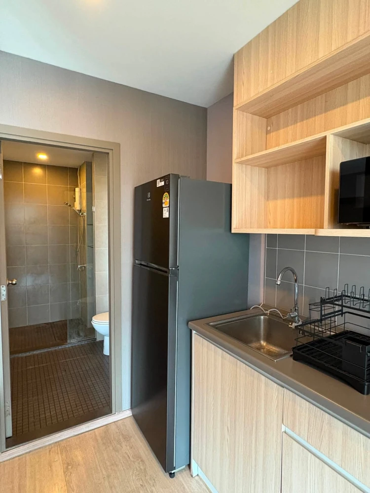 Condo for rent at IDEO O2. Spacious and comfortable unit with efficient use of space. Fully furnished with appliances. Don't miss out!