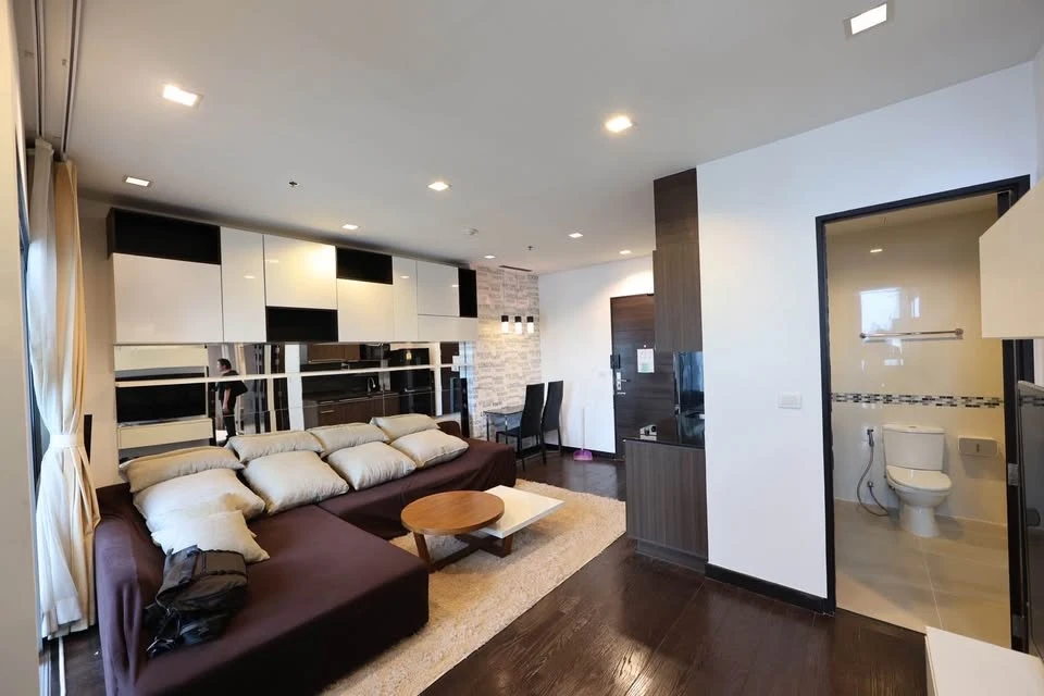 Condo for rent: IDEO Q PHAYA THAI, corner room with privacy, 27th floor, high view, plenty of usable space, reserve now.