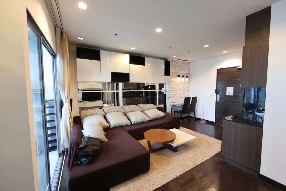 Condo for rent: IDEO Q PHAYA THAI, corner room with privacy, 27th floor, high view, plenty of usable space, reserve now.