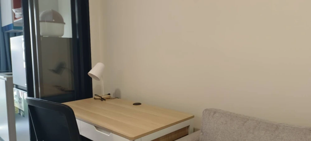 Condo for rent, Kave Luminous Bang Mod. Ready to move in, fully furnished with appliances. Just bring your personal belongings.