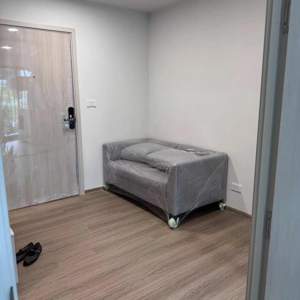 Condo for rent at Kave Luminus. Nice room, great atmosphere, fully furnished with appliances. Just bring your suitcase and move in! Don't miss out!
