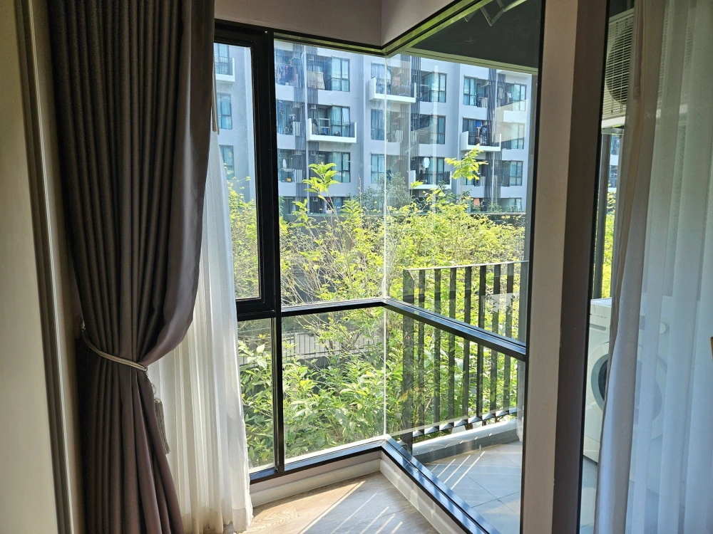 Condo for rent at Kave Town Shift. Nice, partitioned unit with clear zone divisions. Book today! Don't wait!