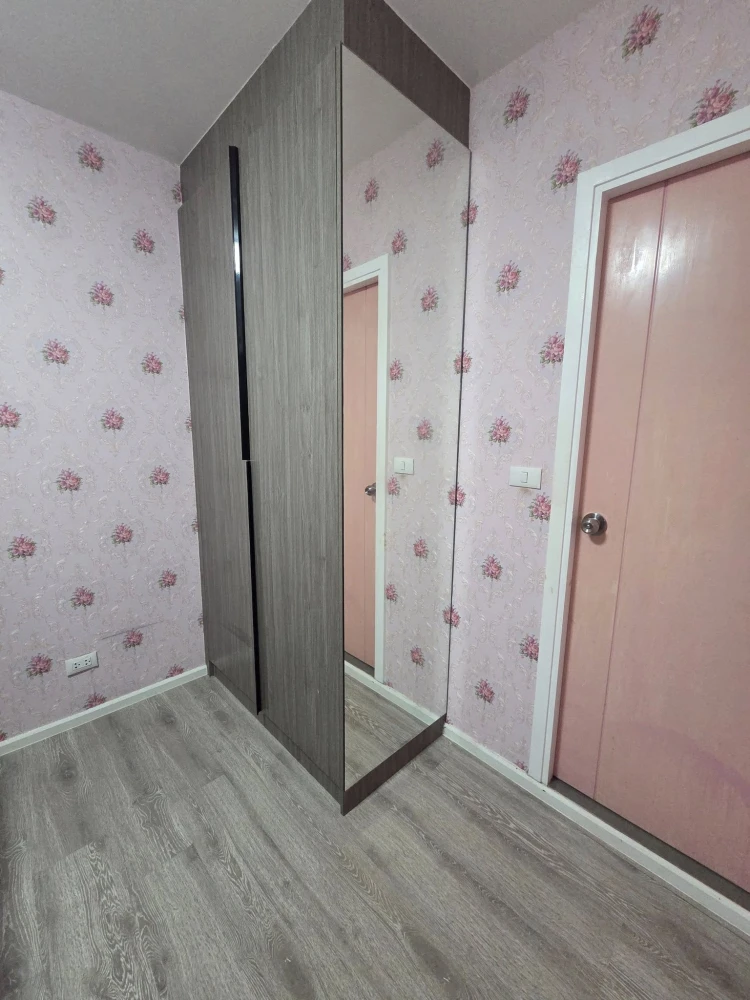 Condo for rent: Kensington Sukhumvit-Theparak. Room with quality wallpaper. Great value. Convenient and complete here. Reserve now!