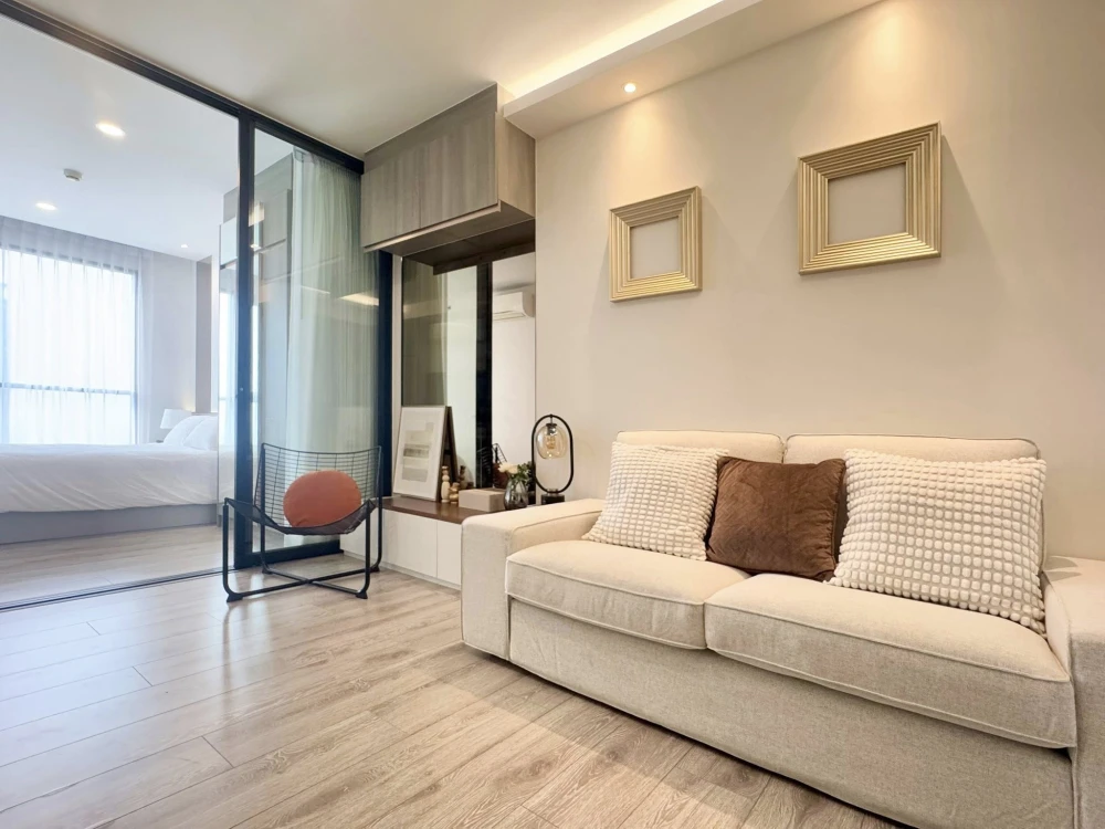 Condo for rent, Knightsbridge Bearing Sukhumvit 107, fully furnished and ready to move in. Complete amenities. Book now, don't miss out!