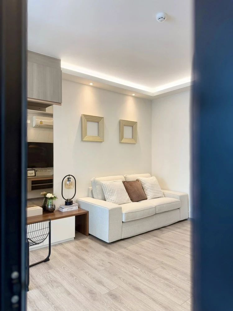 Condo for rent, Knightsbridge Bearing Sukhumvit 107, fully furnished and ready to move in. Complete amenities. Book now, don't miss out!