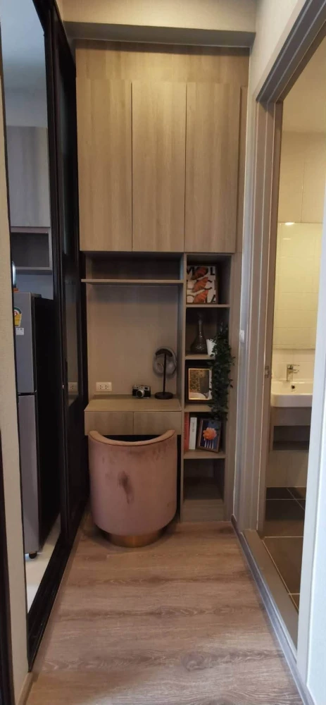 Condo for rent at KnightsBridge Prime On-Nut, fully furnished, 41st floor with stunning views. Convenient and complete amenities. Book now, don't miss