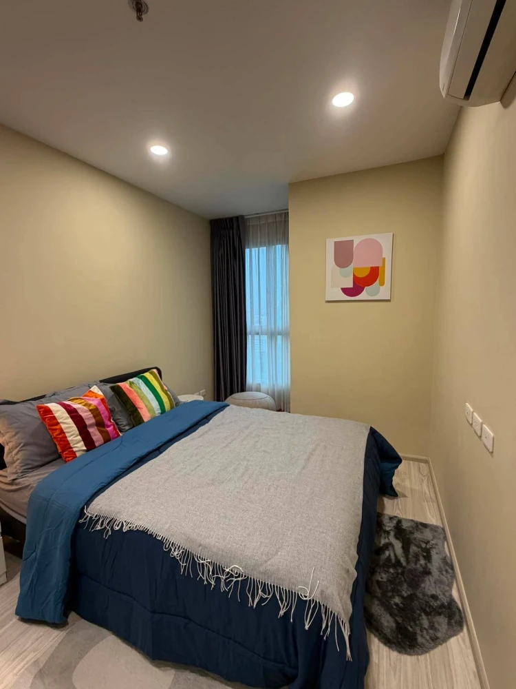 Condo for rent, Ideo Mobi Sukhumvit Eastgate, nice room on the 20th floor with golf course view. Convenient and complete amenities. Move in soon!