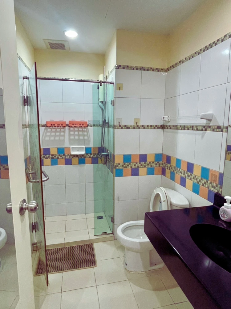 Condo for rent: Le Rich Rama 3. Large room, comfortable living, lots of usable space, complete amenities. Come reserve now!