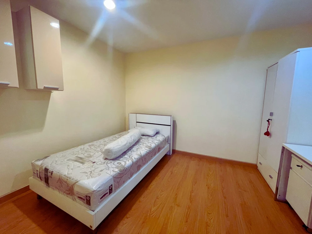 Condo for rent: Le Rich Rama 3. Large room, comfortable living, lots of usable space, complete amenities. Come reserve now!
