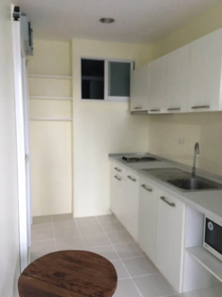 Condo for rent: Life @ Sathorn, 10 units available, ready to move in. Fully furnished, great value. Book now, don't miss this opportunity!