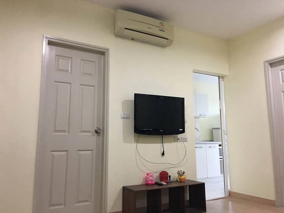 Condo for rent: Life @ Sathorn, 10 units available, ready to move in. Fully furnished, great value. Book now, don't miss this opportunity!