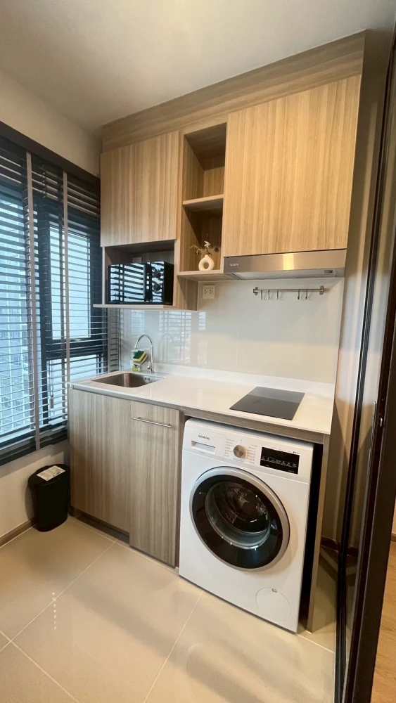 Condo for rent: Life Asoke Rama 4, ready to move in, complete facilities, come and reserve now.