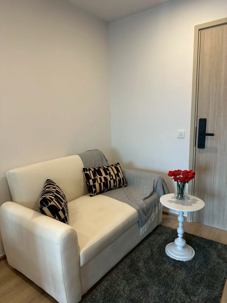 Condo for rent: Life Asoke Rama 4, ready to move in, complete facilities, come and reserve now.