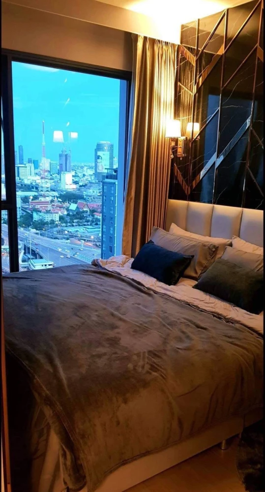 Condo for rent at Life Asoke Rama 9. The unit is beautifully decorated and move-in ready, with full amenities. Book yours today—don’t miss out!
