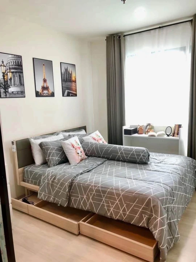 Condo for rent at Life Asoke—move-in ready, fully equipped with amenities, and at a fantastic price. Secure yours today—don't miss out! images