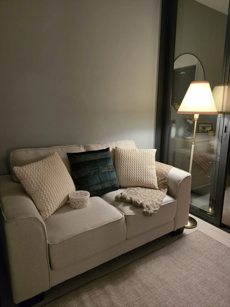 Condo for rent at Life Charoennakhon - Sathorn. Fully furnished and ready to move in, featuring complete amenities and a warm, cozy décor style. Book