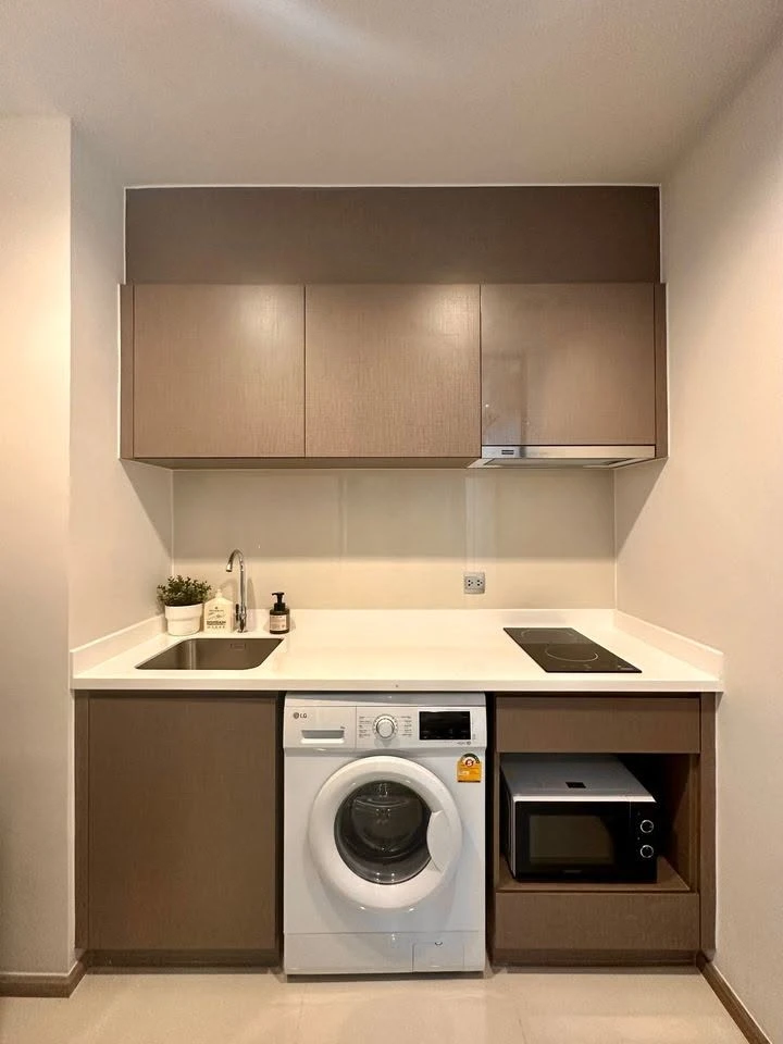 Condo for rent at Life Ladprao Valley. Fully furnished and equipped with appliances. Just bring your suitcase and move in!