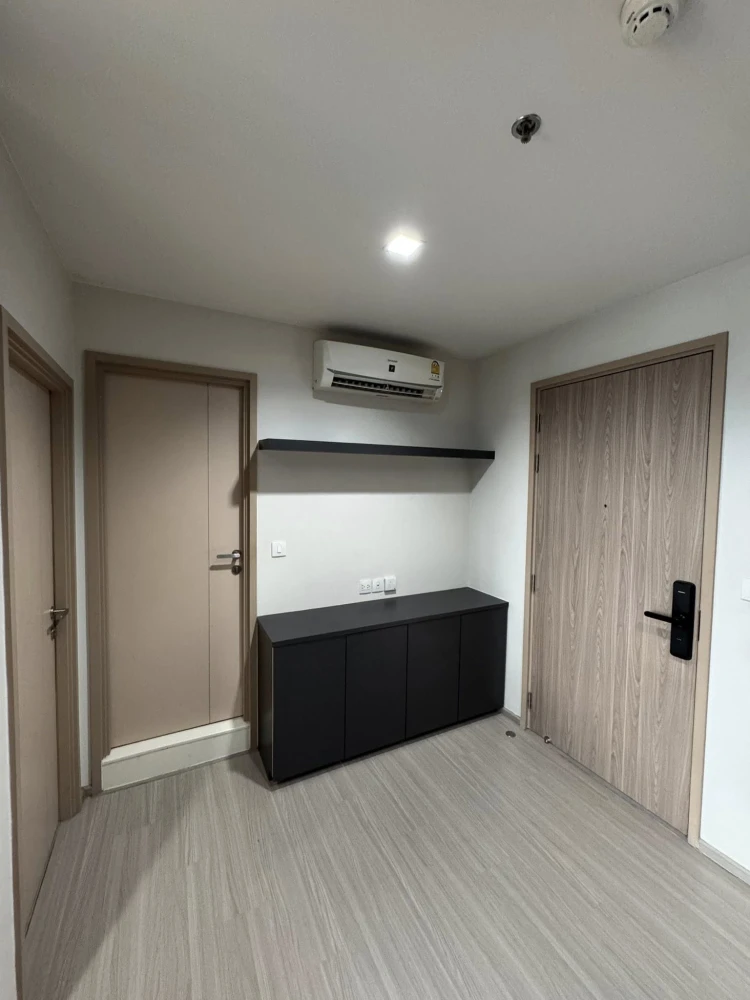 ให้เช่าคอนโด Life Sathorn-Sierra ห้องน่าอยู่ สิ่งอำนวยความสะดวกครบ ชั้น 26 ได้วิวสูง รีบย้ายด่วนๆ