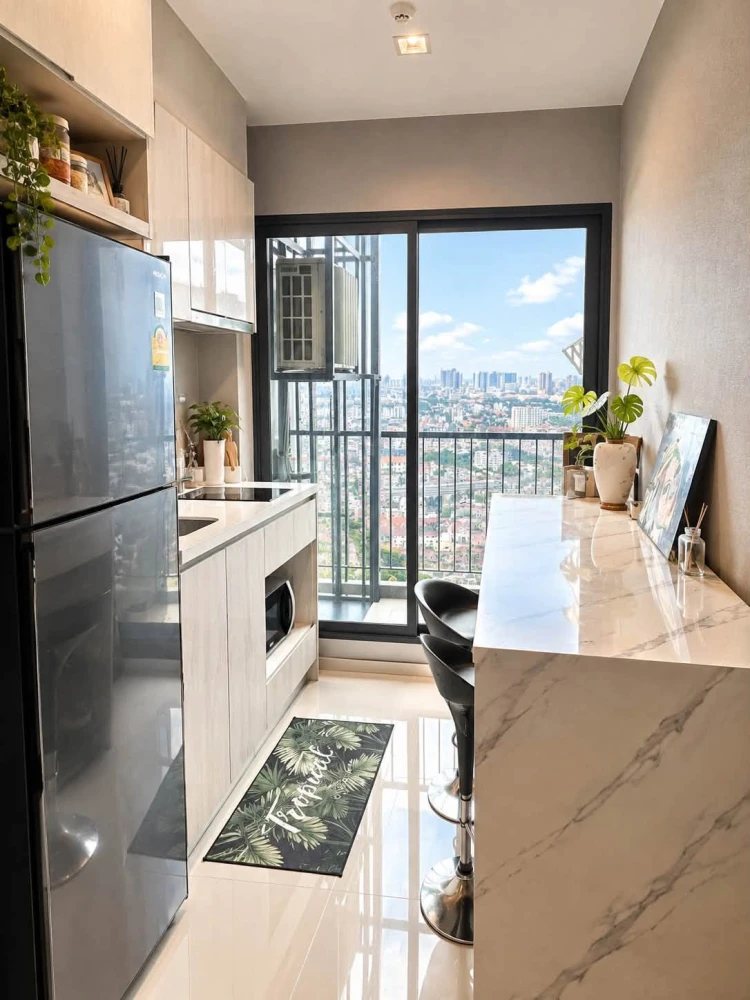 Condo for rent at Life Sukhumvit 48. Spacious and comfortable, featuring a well-designed living area and full amenities—book now!