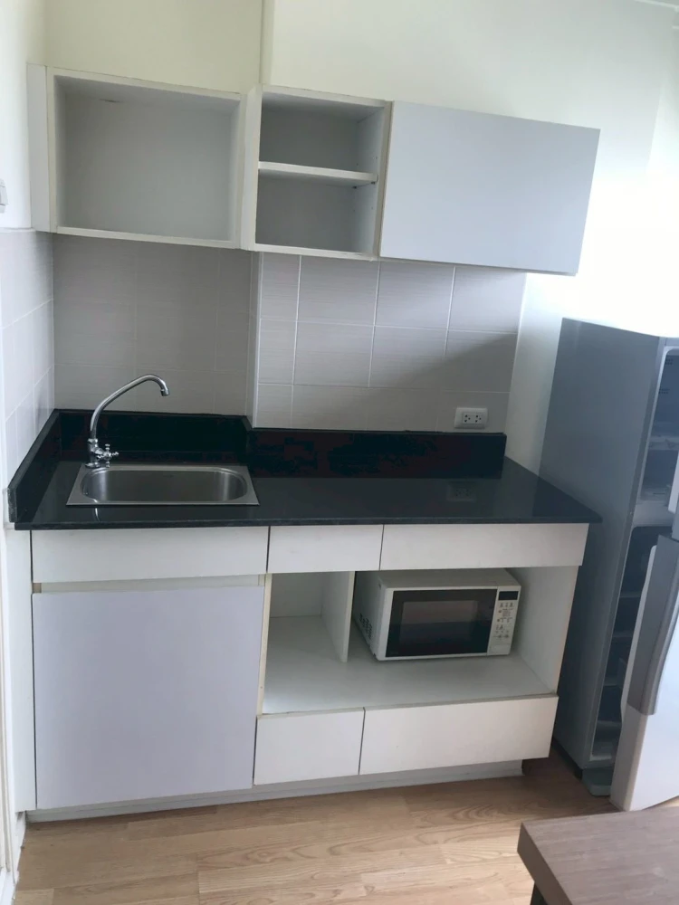 Condo for rent at Lumpini Mega City Bangna. Nice unit on the 26th floor with a great view. Excellent value. Don't miss out!