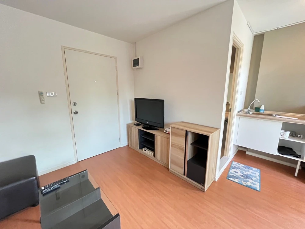 Condo for rent: Lumpini Mixx Thepharak-Srinakarin, corner room with privacy, reasonable price, reserve now before you miss your chance.