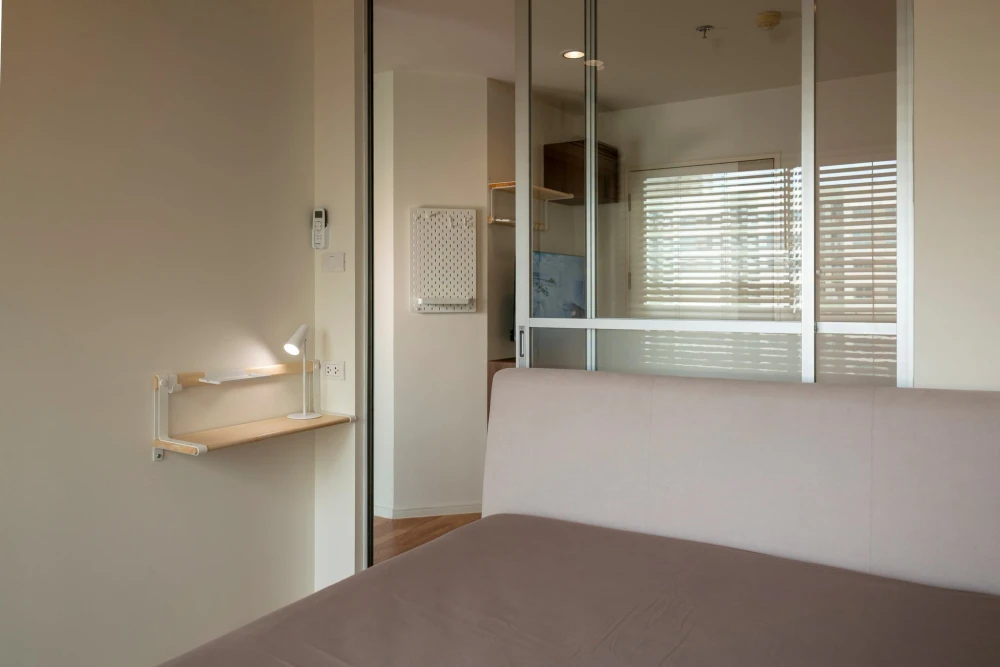 Condo for rent at Lumpini Park Phetkasem 98. Ready to move in, 18th floor, pool view, full amenities. Book now!