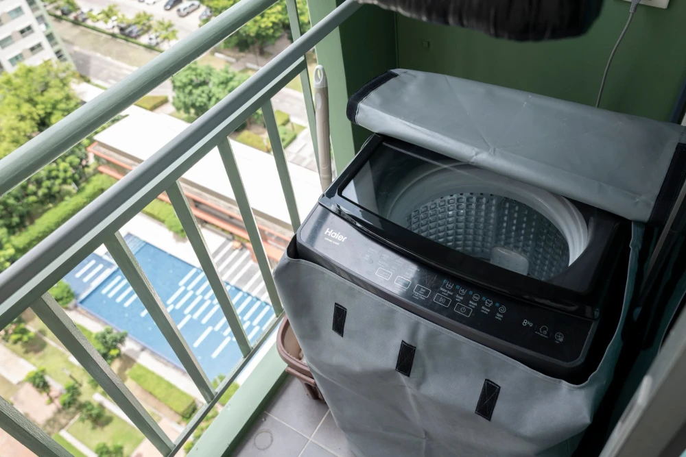 Condo for rent at Lumpini Park Phetkasem 98. Ready to move in, 18th floor, pool view, full amenities. Book now!