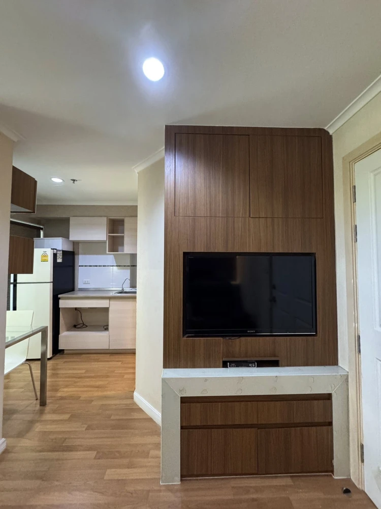 Condo for rent at Lumpini Park Riverside Rama 3, 10th floor. Amazing view! Everything you need is here. Book now, don't wait!