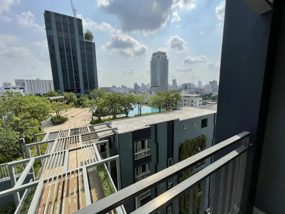 Condo for rent Lumpini Park Vibhavadi – Chatuchak, 9th floor, pool view, beautiful corner, with built-in, ready to use