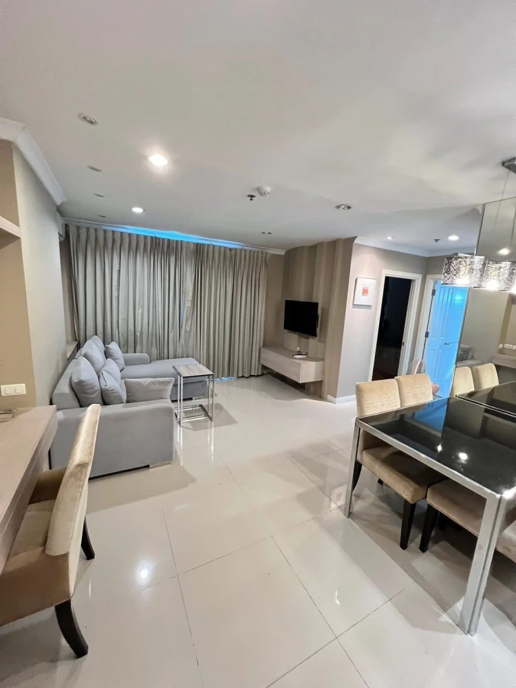 Condo for rent: Lumpini Place Rama 9–Ratchada, large room, plenty of usable space, comes with a great price. You must come and reserve now.