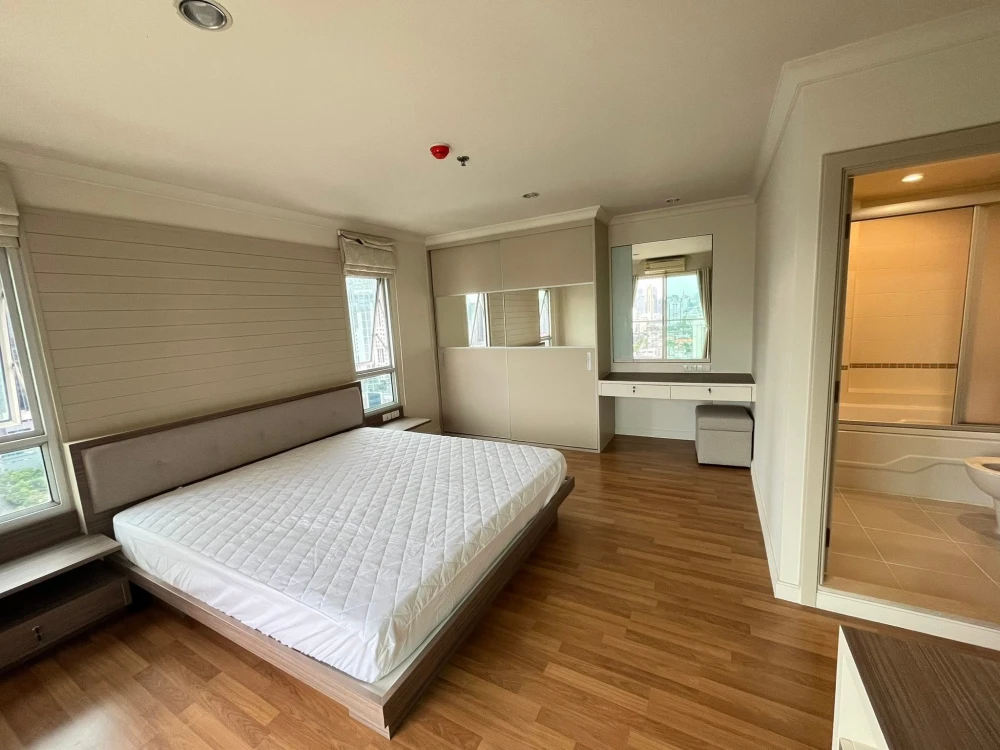 ให้เช่าคอนโด Lumpini Place Rama 9–Ratchada ห้องใหญ่อยู่สาบ พื้นที่ใช้สอยจุใจ สะดวกครบจยที่นี่ มาจองเลย