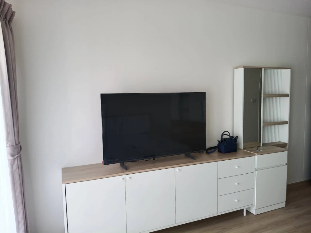 Condo for rent at Lumpini Ville Charan-Fai Chai. Move-in ready, fully equipped with amenities, and offered at a great price—book now before it’s gone!