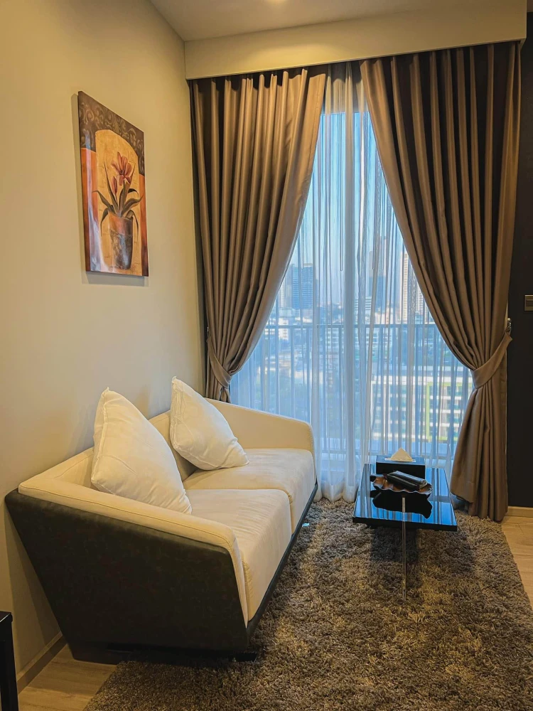 Condo for rent at M Thonglor 10. Nice unit, fully furnished. Just bring your belongings and move in! Don't miss out!