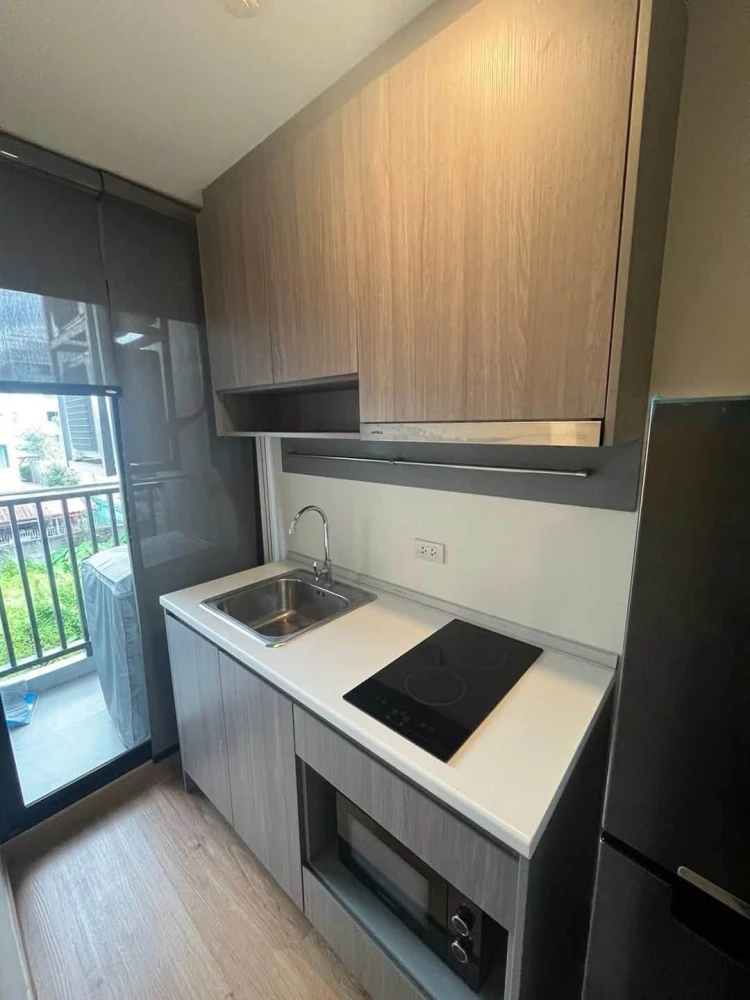Condo for rent at Magnix Ramintra. Fully furnished with appliances. Just bring your suitcase and move in! Don't wait!