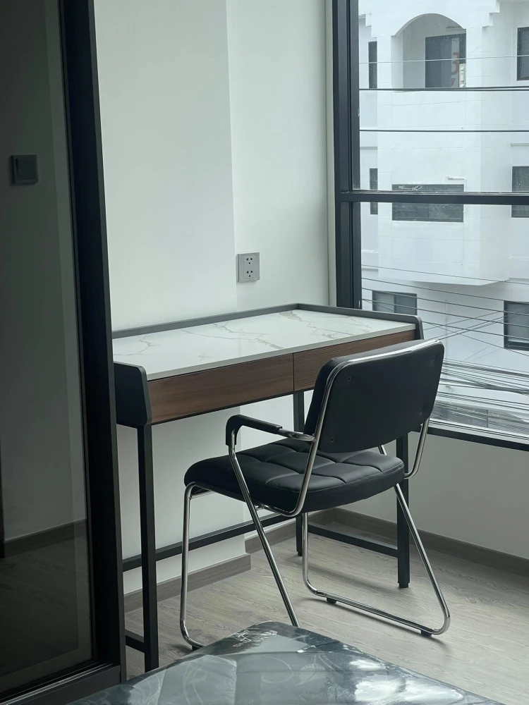 Condo for rent at Maroon Ratchada 32. Ready to move in, fully furnished. Book now, don't miss out!