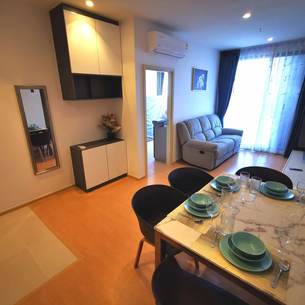 Condo for rent at Maru Ekkamai 2. Spacious and comfortable rooms with ample living space and complete amenities. Book now!