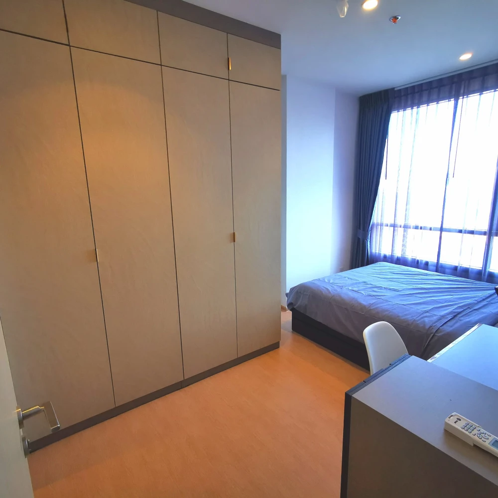 Condo for rent at Maru Ekkamai 2. Spacious and comfortable rooms with ample living space and complete amenities. Book now!