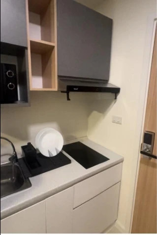 Condo for rent at MAXXI Rachayothin-Phaholyothin. Ready to move in, fully furnished. Just bring your belongings! Don't miss out!