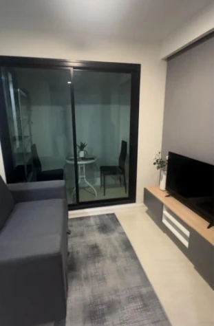 Condo for rent at MAXXI Rachayothin-Phaholyothin. Ready to move in, fully furnished. Just bring your belongings! Don't miss out!