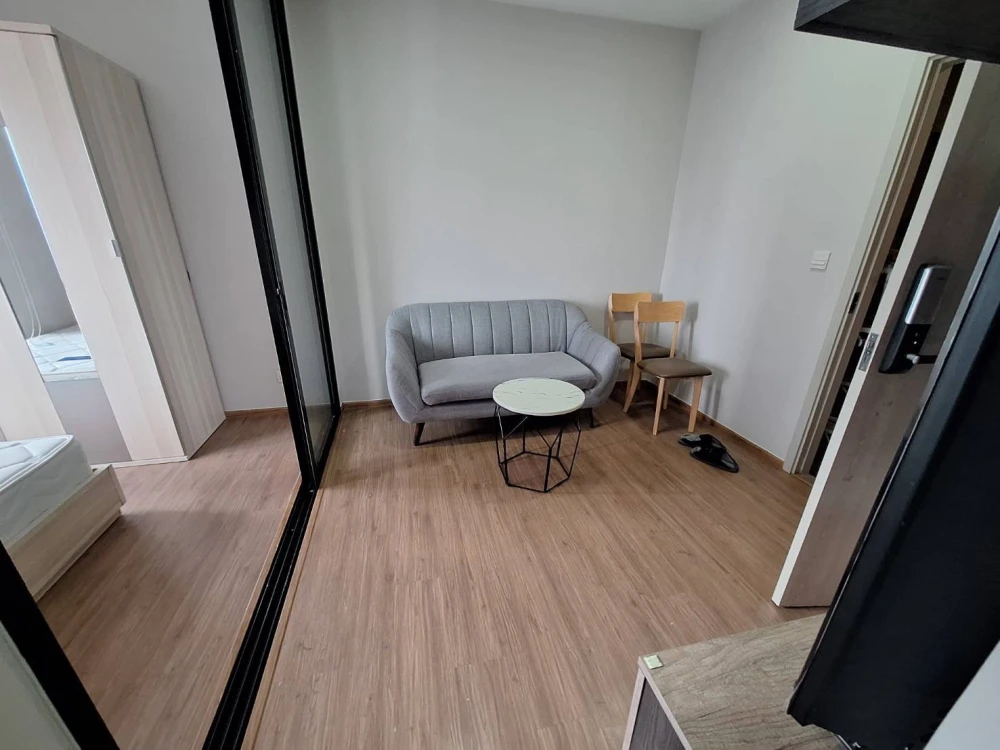 Condo for rent at Metris Rama 9-Ramkhamhaeng. Fully furnished and ready to move in. Complete amenities. Great price. Book now, don't miss out!