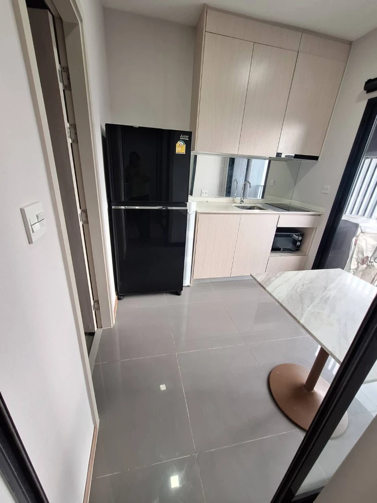 Condo for rent at Metris Rama 9-Ramkhamhaeng. Fully furnished and ready to move in. Complete amenities. Great price. Book now, don't miss out!