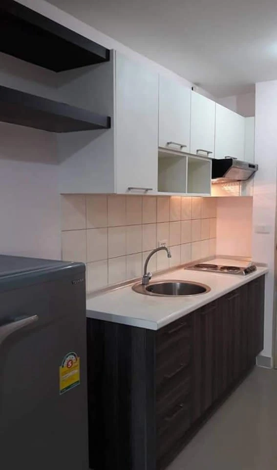 Condo for rent, Metro Park Sathorn, separate rooms, well-divided zones, good price, book now, don't wait.