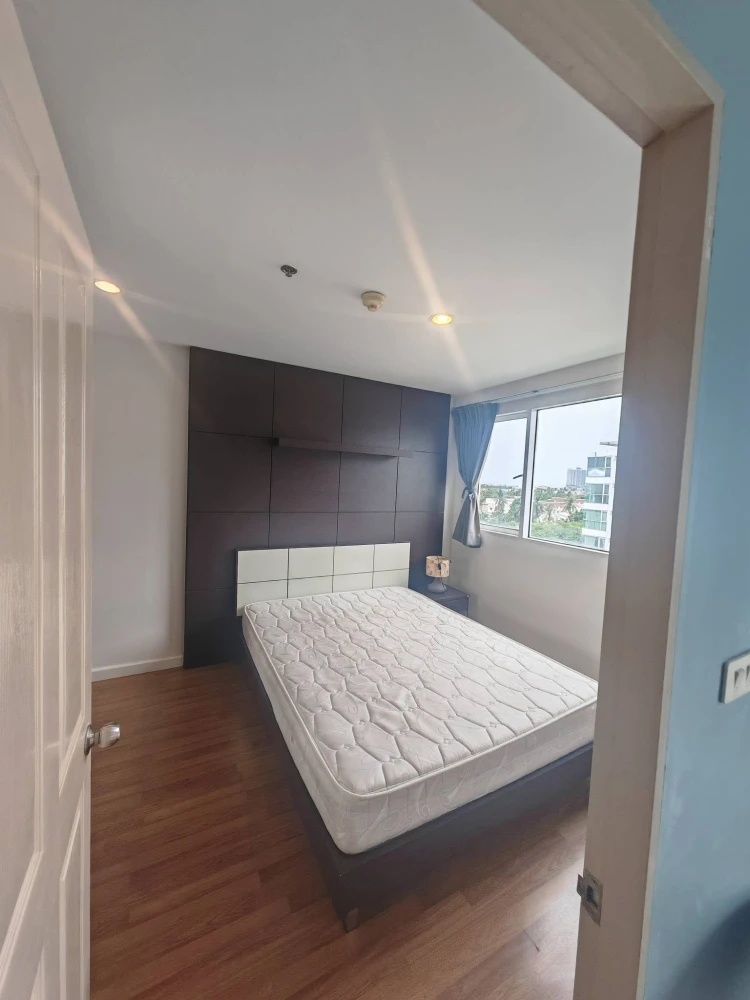 Condo for rent at Metro Park Sathorn. Ready to move in, fully furnished. Book today! Don't miss out!